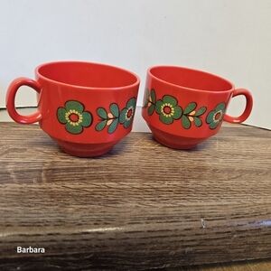 Vintage Emsa W. Germany Red Floral Plastic Stackable 8-oz Hot/Cold Cups